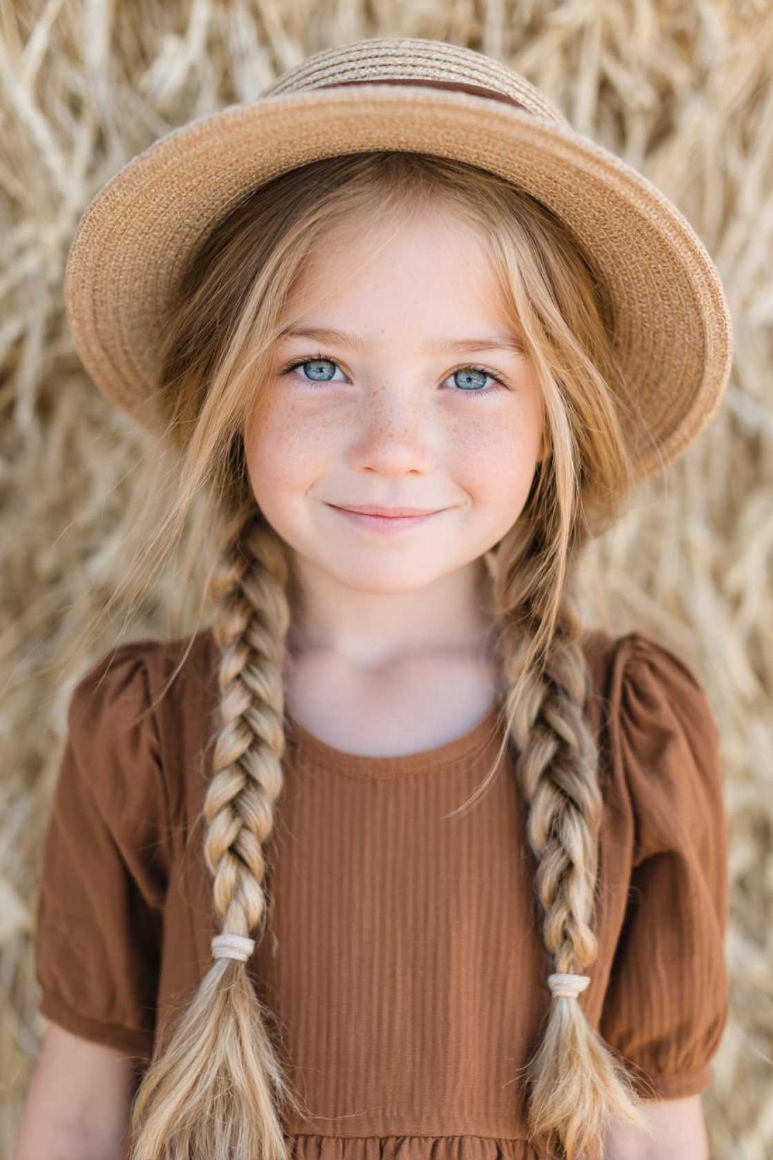 17+ Rustic Chic Hair Ideas for Country Girls (Hat-Friendly Looks!) - 12. Braided Pigtails