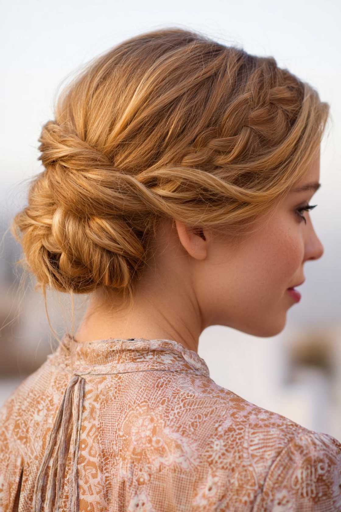 19+ Cute Ways to Wear Your Hair Up (Top Knots & Face-Framing Looks!) - 7. Braided Bun