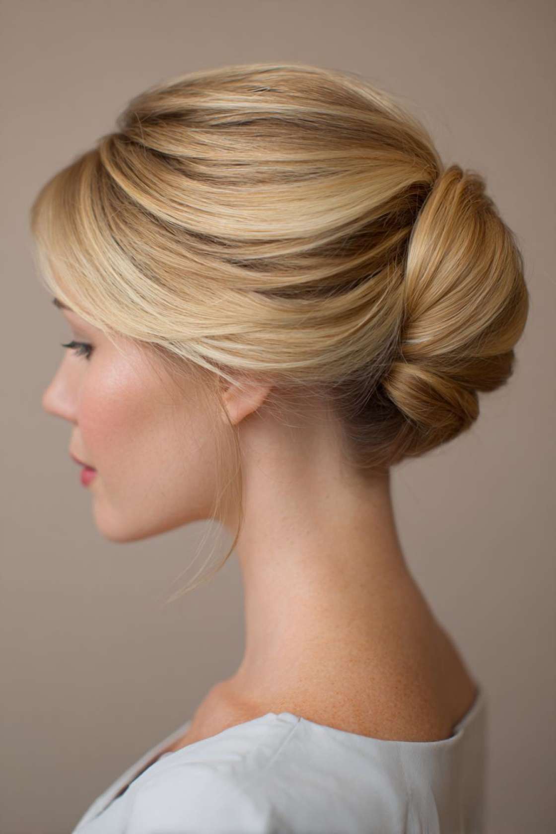 19+ Cute Ways to Wear Your Hair Up (Top Knots & Face-Framing Looks!) - 12. French Twist