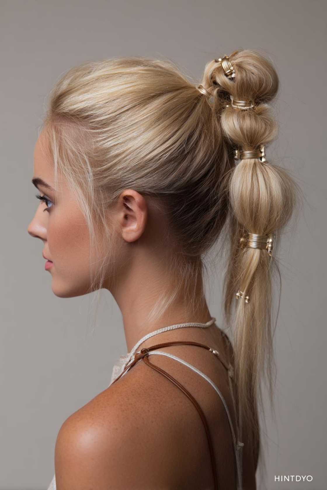 21+ Easy Hairstyles Up (Chic Claw Clips & Messy Buns!) - 17. The Bubble Ponytail Updo