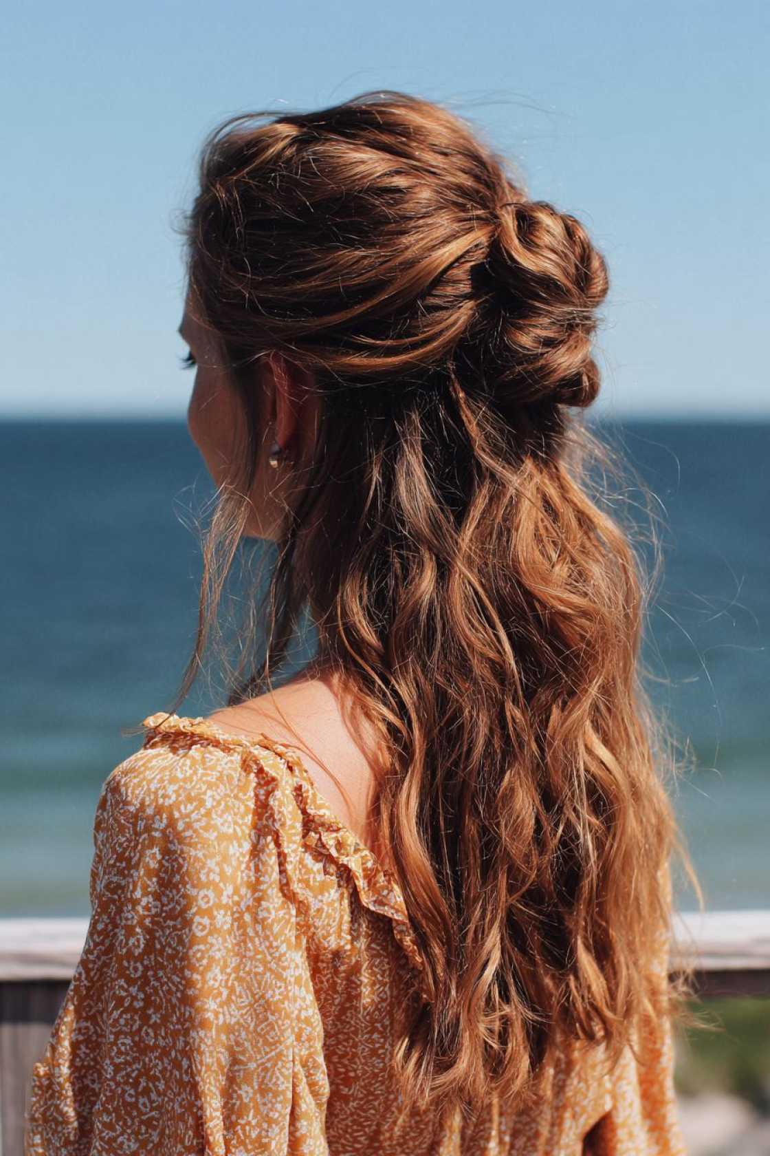 15+ Splash-Proof Pool Day Hairstyles: Cute, Secure & Chlorine-Ready! - 5. Half-Up Bun