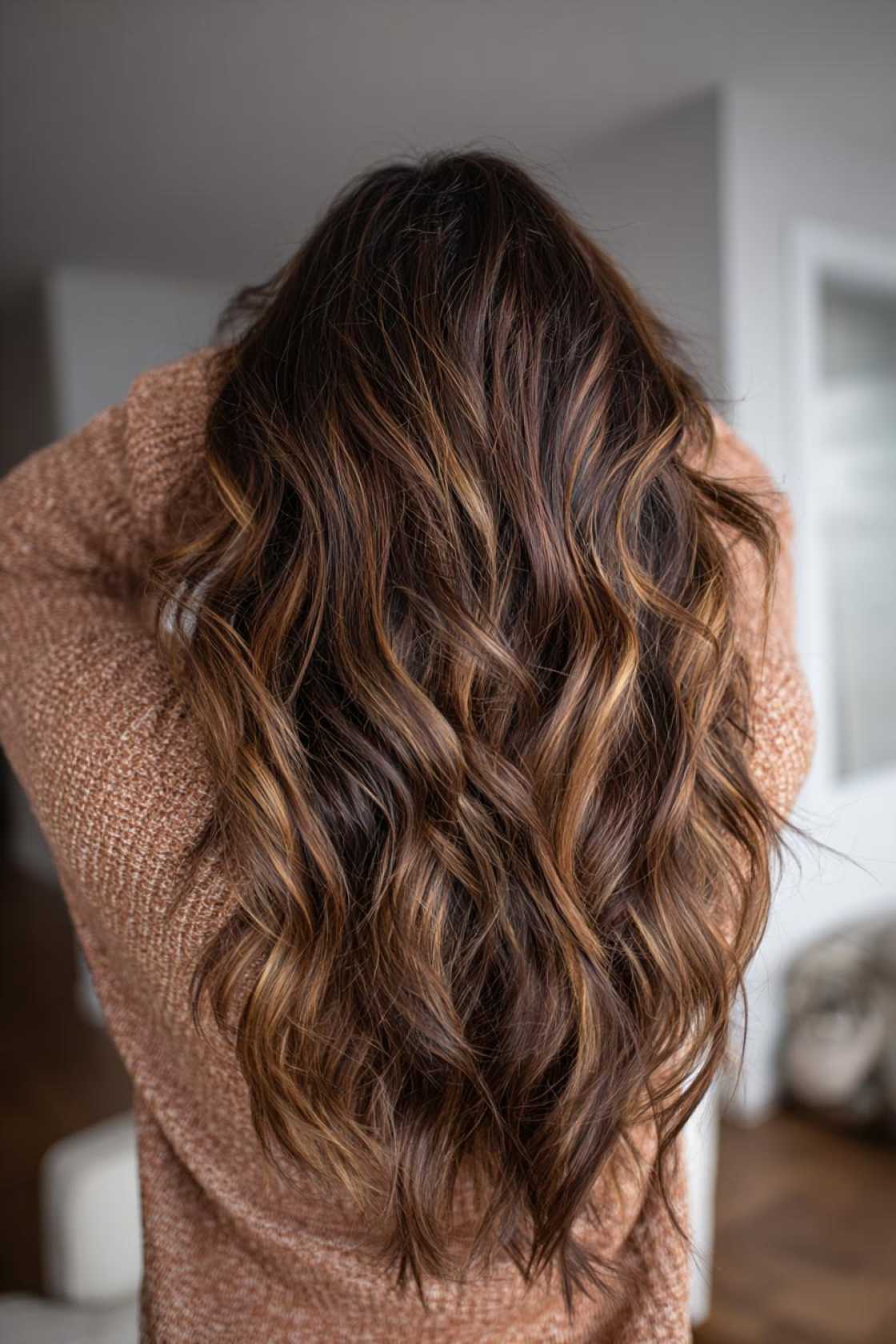 Your Summer 2025 Hair Forecast: 12+ Must-Try Balayage Blonde Wave Hairstyles. - 9. Honey Blonde Highlights